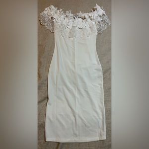 Floral white off the shoulder Dress *NWT*